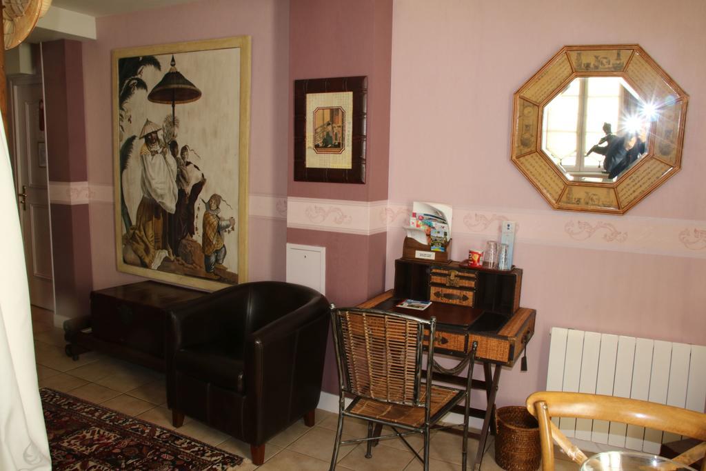 Hostellerie Du Prieure Saint-Prix  Luaran gambar