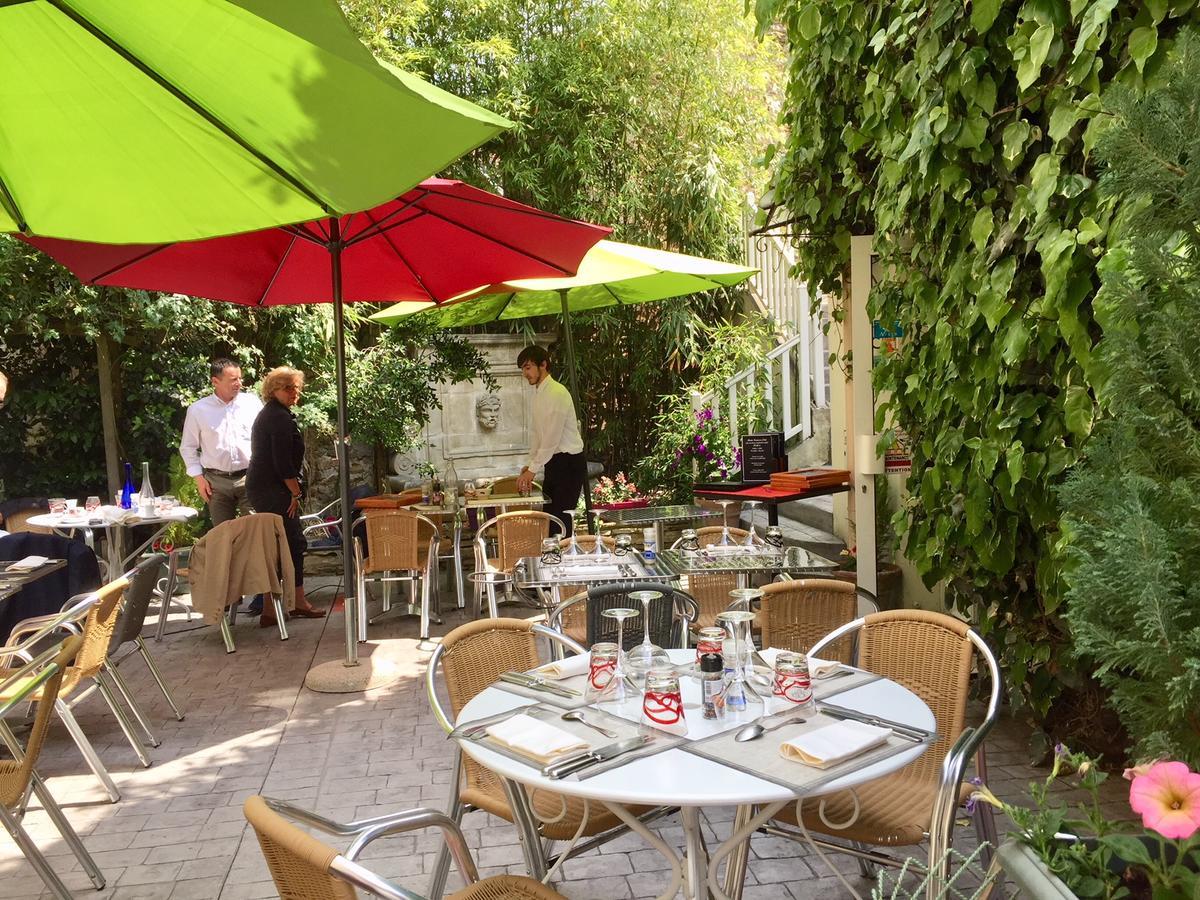 Hostellerie Du Prieure Saint-Prix  Luaran gambar