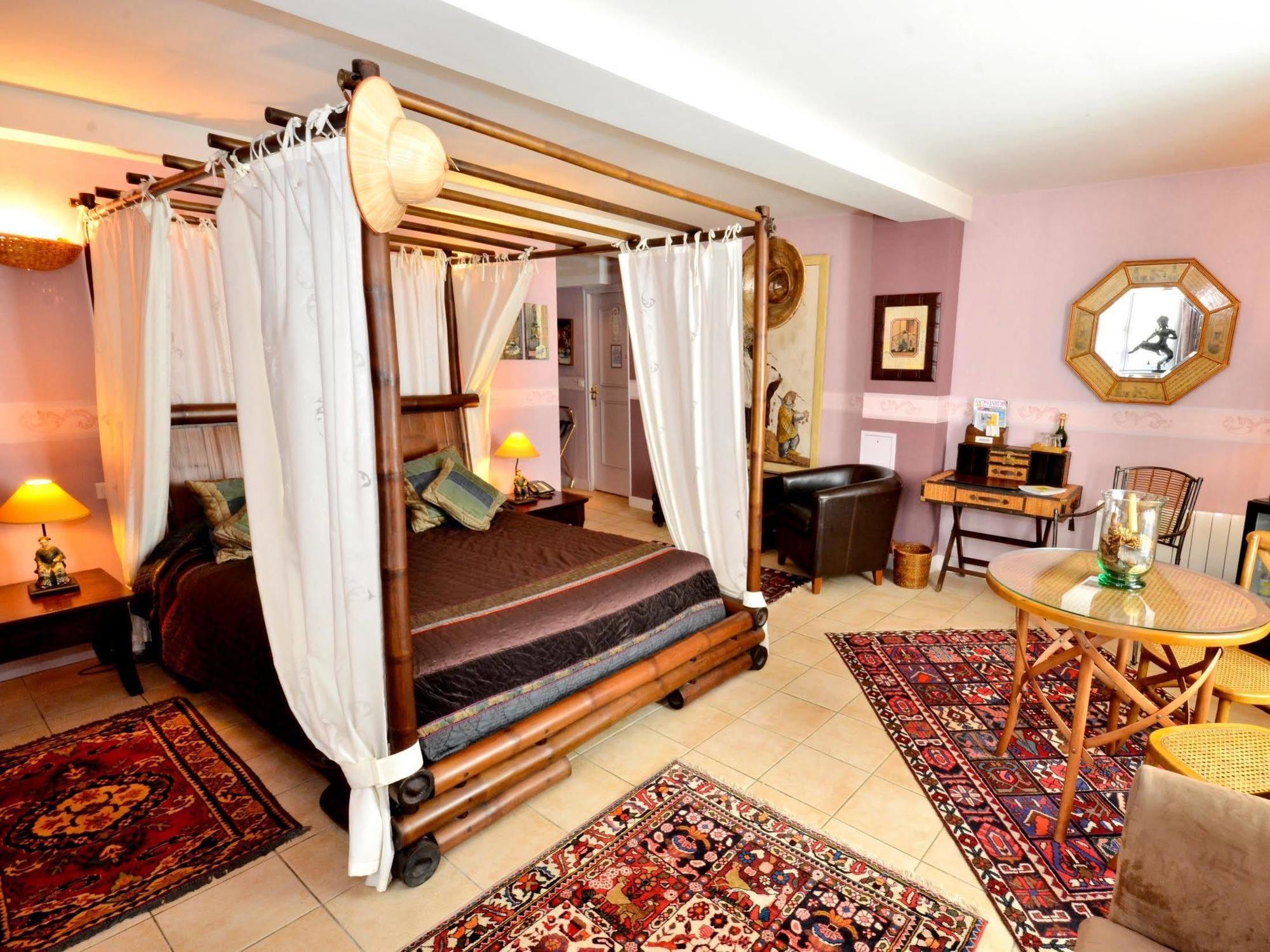 Hostellerie Du Prieure Saint-Prix  Luaran gambar