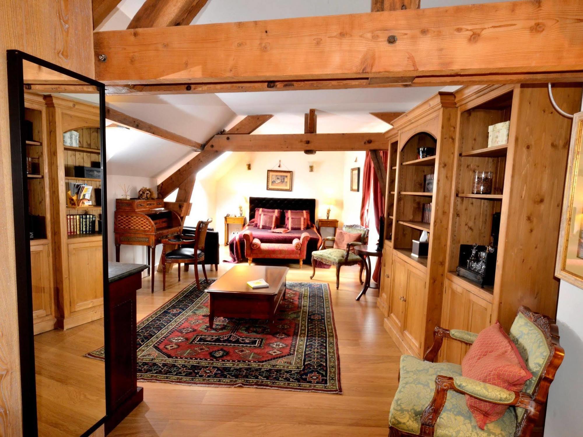 Hostellerie Du Prieure Saint-Prix  Luaran gambar
